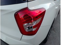 Recambio de piloto trasero derecho para ssangyong xlv suv e-xgi 160 referencia OEM IAM 8360235500   2