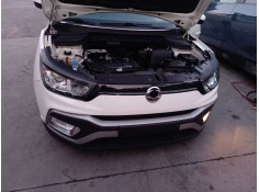 Recambio de refuerzo paragolpes delantero para ssangyong xlv suv e-xgi 160 referencia OEM IAM   