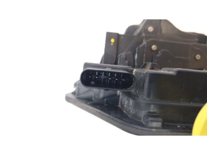 Recambio de cerradura puerta trasera izquierda para bmw 1 (f40) 118 d referencia OEM IAM 7445045  