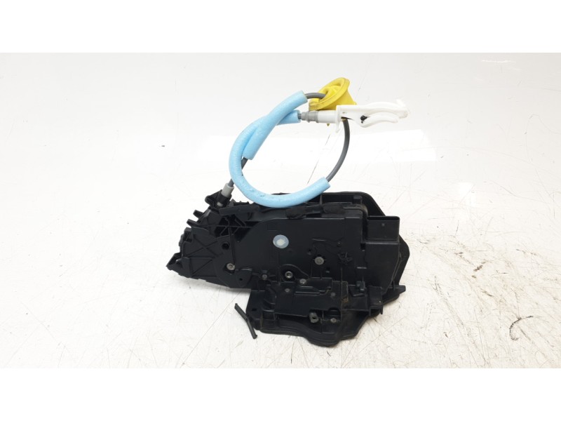 Recambio de cerradura puerta delantera izquierda para bmw 1 (f40) 118 d referencia OEM IAM 744504111  
