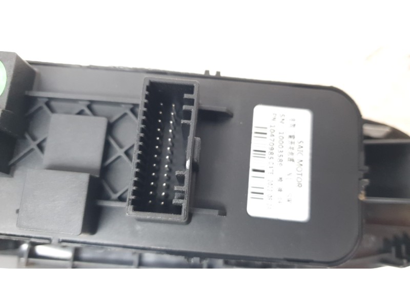 Recambio de mando elevalunas delantero izquierdo para mg zs suv (azs1) 1.5 vti referencia OEM IAM 10470985  