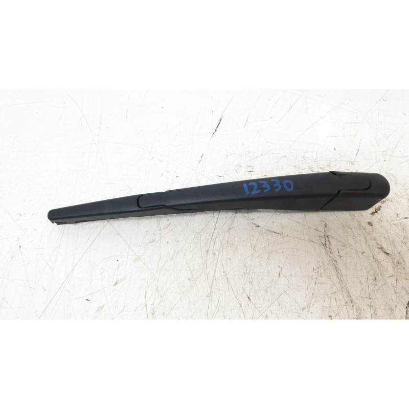 Recambio de brazo limpia trasero para citroën nuevo citroen c3 turbo 100 s&s 6v max nuevo citroen c3 turbo 100 s&s 6v max refere