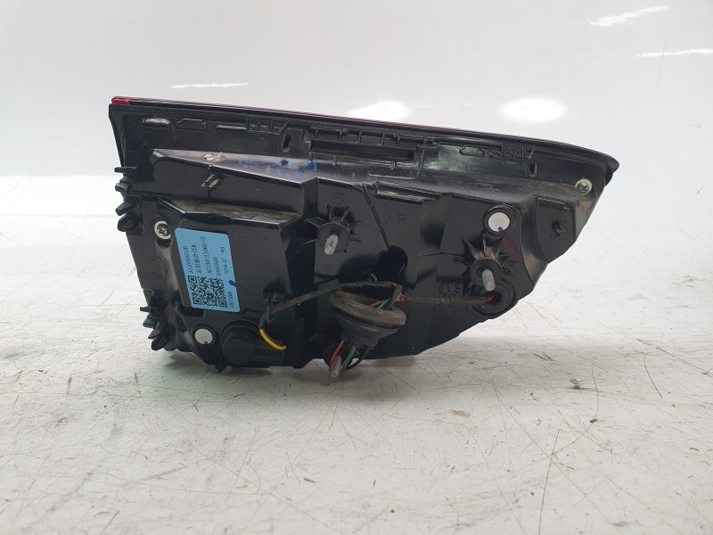 Recambio de piloto trasero derecho interior para mg zs suv (azs1) 1.5 vti referencia OEM IAM 10571684 A31005R0100 