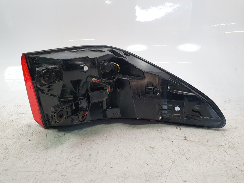 Recambio de piloto trasero derecho para mg zs suv (azs1) 1.5 vti referencia OEM IAM 10571682 A30005R0100 