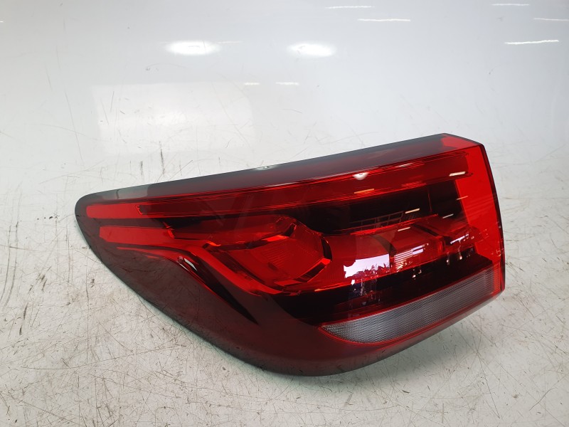 Recambio de piloto trasero izquierdo para mg zs suv (azs1) 1.5 vti referencia OEM IAM 10571681 A30005L0100 