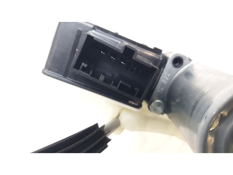 Recambio de elevalunas trasero derecho para volkswagen taigo taigo referencia OEM IAM 2G6839462D  