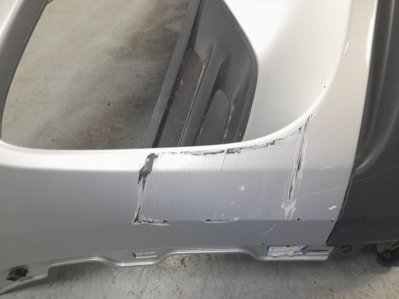 Recambio de paragolpes delantero para dacia spring electric business referencia OEM IAM 620229260R  