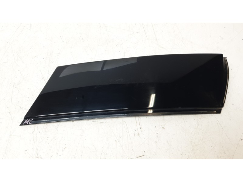 Recambio de molduras traseras para mini mini (f56) cooper se / electric referencia OEM IAM 7300013  