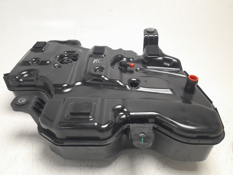 Recambio de deposito adblue para bmw x2 (f39) sdrive 18 d referencia OEM IAM   