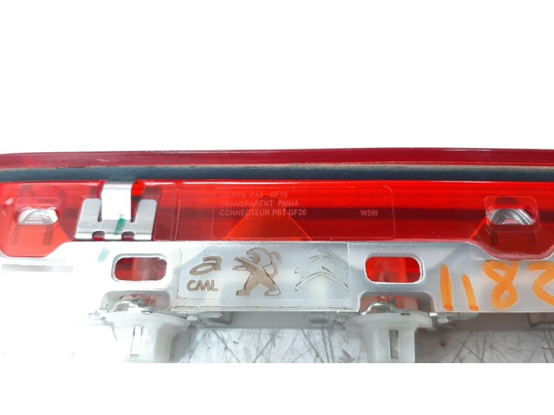 Recambio de luz central de freno para citroen jumpy fugón control m referencia OEM IAM 9811325980  