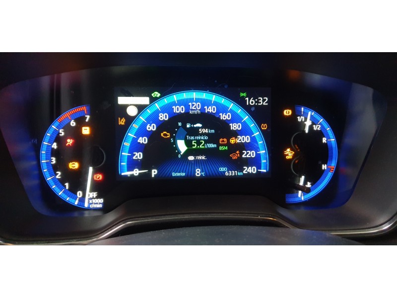 toyota corolla (e21) del año 2022