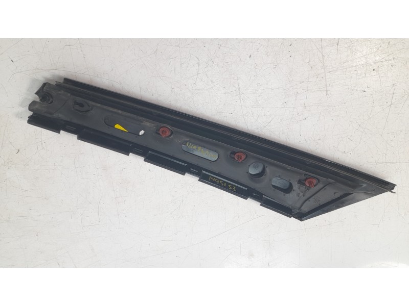 Recambio de molduras delanteras para mini mini (f56) cooper se / electric referencia OEM IAM 7300008 14142110 