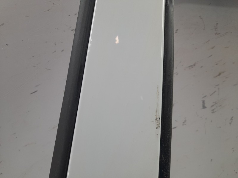 Recambio de puerta trasera izquierda para dacia sandero ii tce 90 lpg (b8m1) referencia OEM IAM 821017625R  