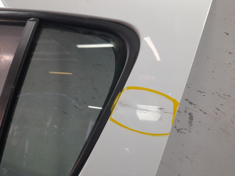 Recambio de puerta trasera izquierda para dacia sandero ii tce 90 lpg (b8m1) referencia OEM IAM 821017625R  