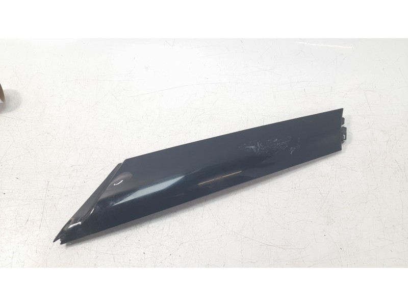 Recambio de molduras delanteras para mini mini (f56) cooper se / electric referencia OEM IAM 7300008  