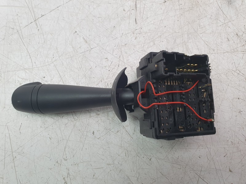 Recambio de mando limpia para dacia sandero ii tce 90 lpg (b8m1) referencia OEM IAM 255679575R E11811260 