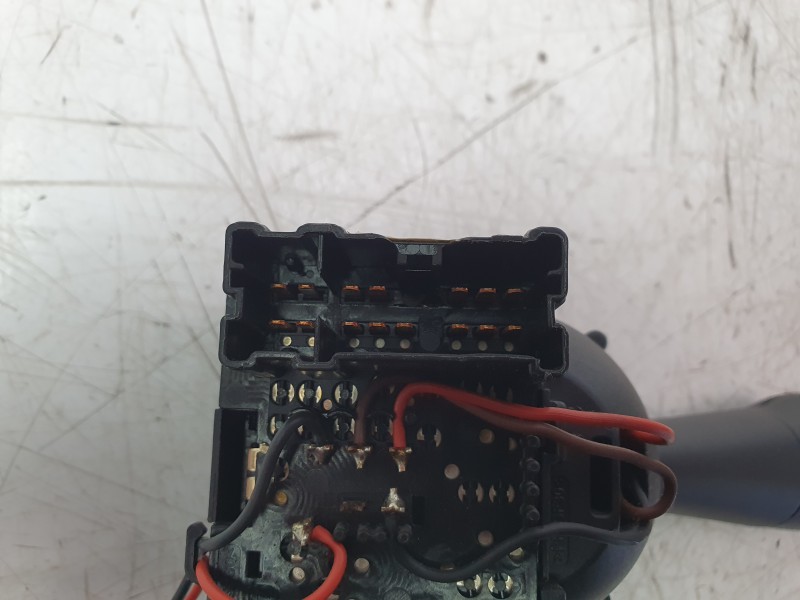 Recambio de mando intermitentes para dacia sandero ii tce 90 lpg (b8m1) referencia OEM IAM 255679575R E11811260 