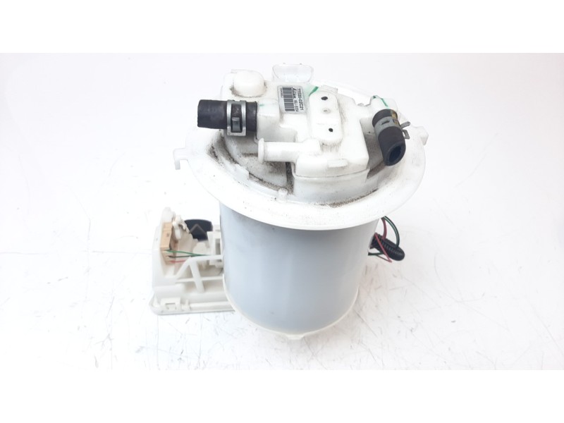 Recambio de bomba combustible para toyota corolla (e21) referencia OEM IAM 7702002C21 232100T060 