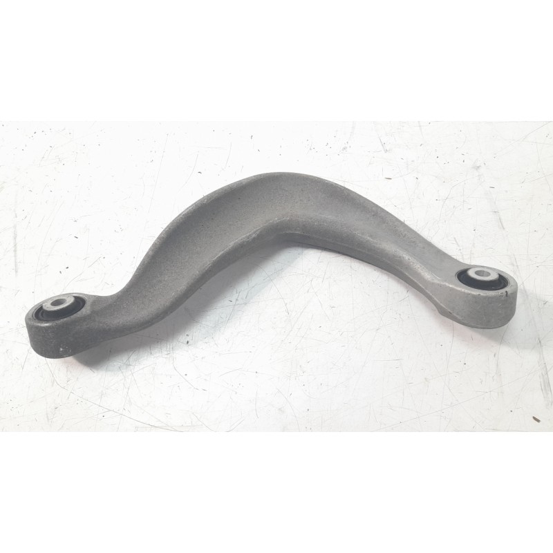 Recambio de brazo suspension superior trasero izquierdo para porsche macan (typ ) referencia OEM IAM 8K0505323  ZWTAU002