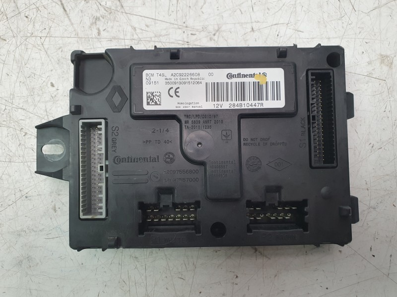 Recambio de caja reles / fusibles para dacia sandero ii tce 90 lpg (b8m1) referencia OEM IAM 284B10447R A2C92226608 