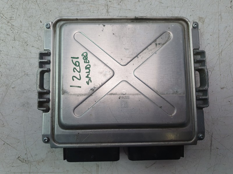 Recambio de centralita motor uce para dacia sandero ii tce 90 lpg (b8m1) referencia OEM IAM 169101233R 591000025 