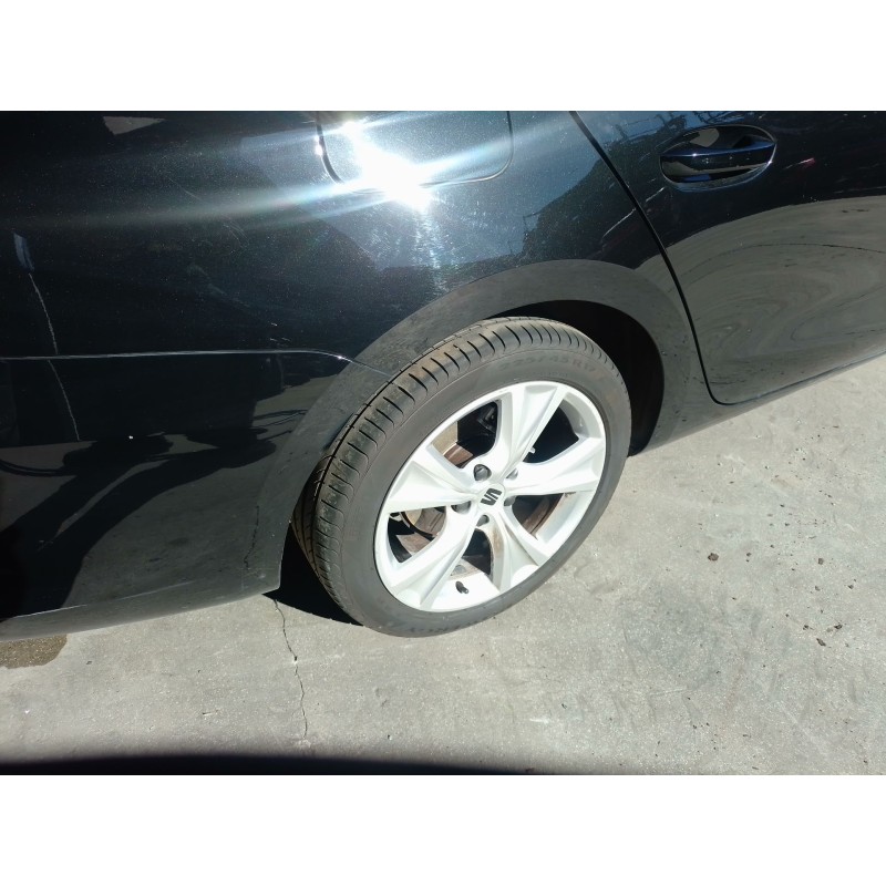 Recambio de paso rueda trasero derecho para seat leon sportstourer (kl8, kld) 2.0 tdi referencia OEM IAM   