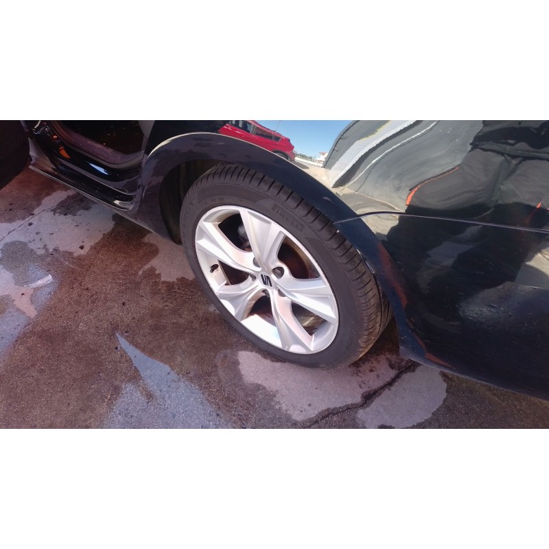 Recambio de paso rueda trasero izquierdo para seat leon sportstourer (kl8, kld) 2.0 tdi referencia OEM IAM   