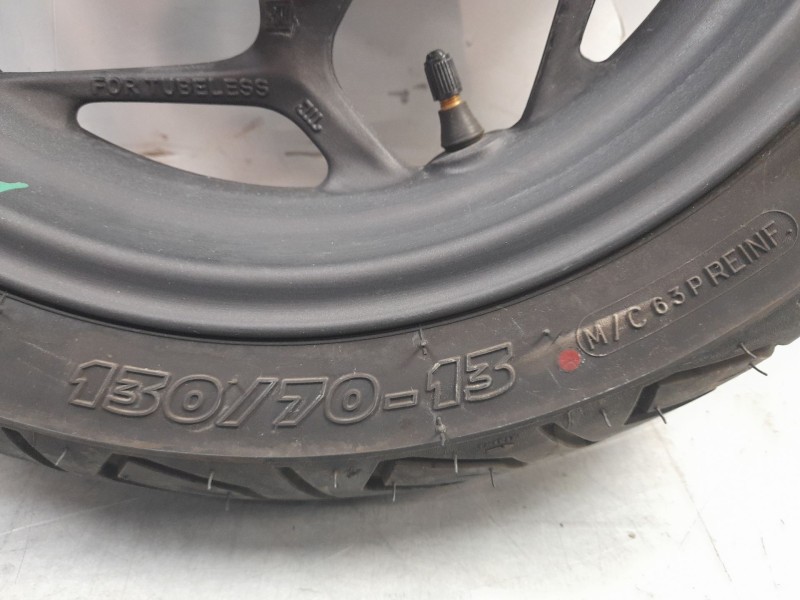 Recambio de llanta para honda pcx pcx 125 (jk05) referencia OEM IAM 42650K1YD10ZA  