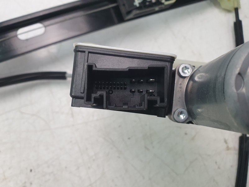 Recambio de elevalunas delantero izquierdo para volkswagen taigo taigo referencia OEM IAM 2G4837461C  