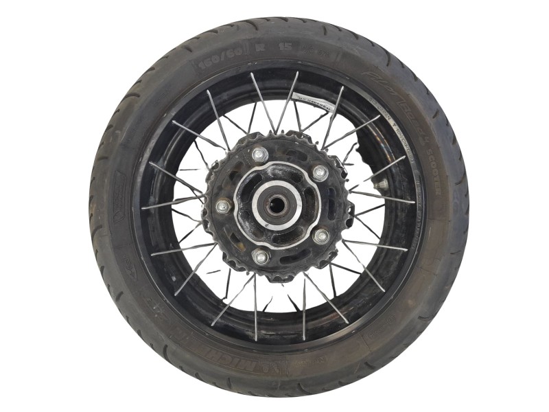 Recambio de llanta trasera para honda x-adv referencia OEM IAM 42650MKHD01  