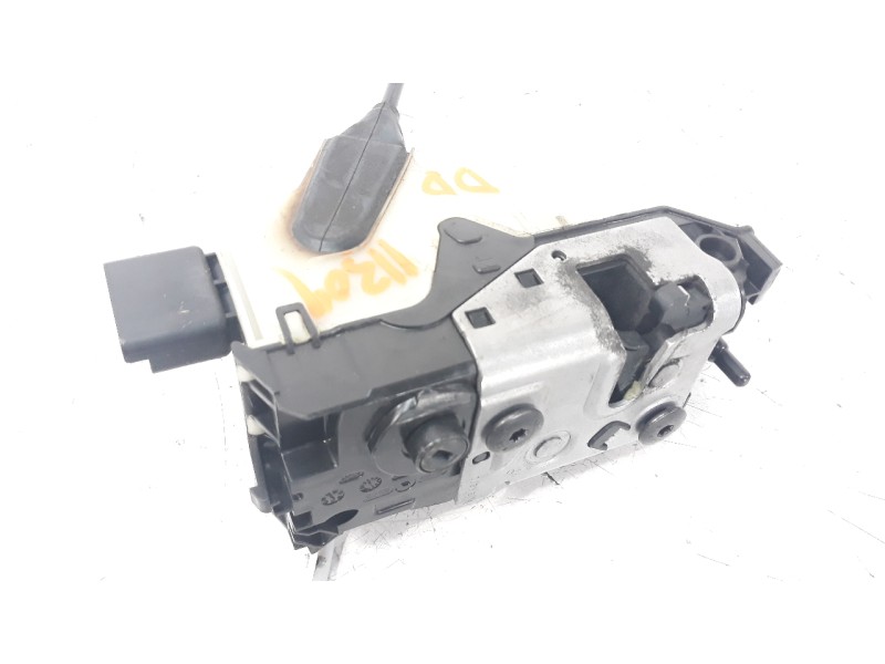 Recambio de cerradura puerta delantera derecha para peugeot 208 1.2 12v vti referencia OEM IAM 9812500780  