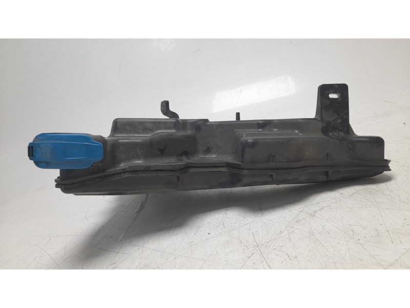 Recambio de deposito limpia para audi a4 b9 avant (8w5, 8wd) s4 tdi mild hybrid quattro referencia OEM IAM 8W1121405N  