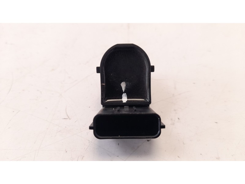 Recambio de sensor de aparcamiento para hyundai kona 1.0 tgdi cat referencia OEM IAM 95720J9000  