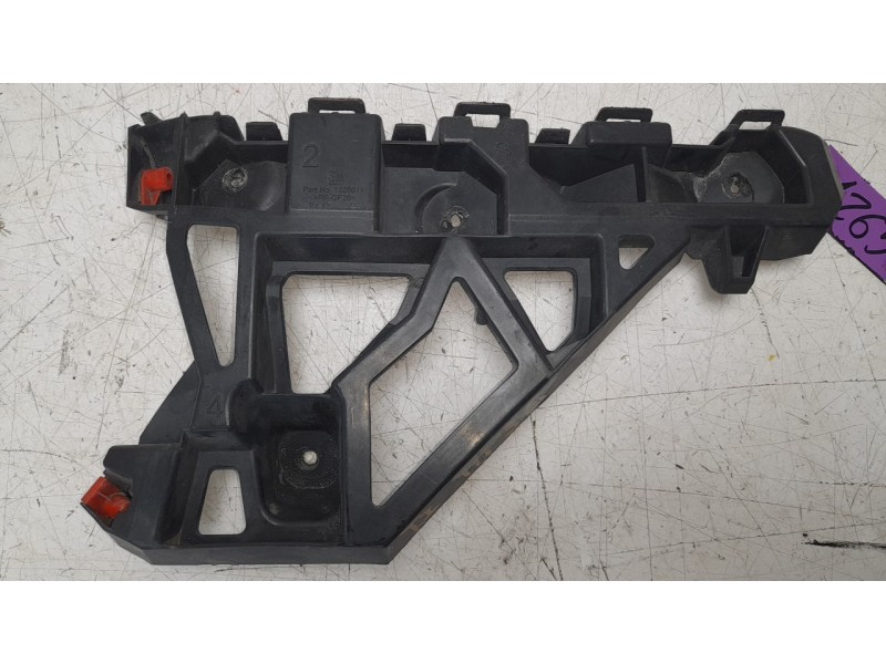 Recambio de moldura para opel astra j gtc 1.6 cdti dpf referencia OEM IAM 13266141  