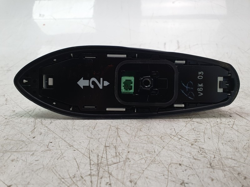 Recambio de antena para toyota c-hr (_x1_) 1.8 hybrid (zyx10_, zyx11_) referencia OEM IAM 86300F4060  