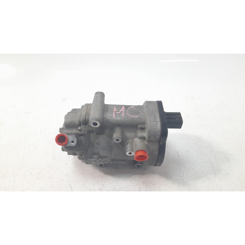 Recambio de compresor aire acondicionado para toyota c-hr (_x1_) 1.8 hybrid (zyx10_, zyx11_) referencia OEM IAM 8837047092  3203