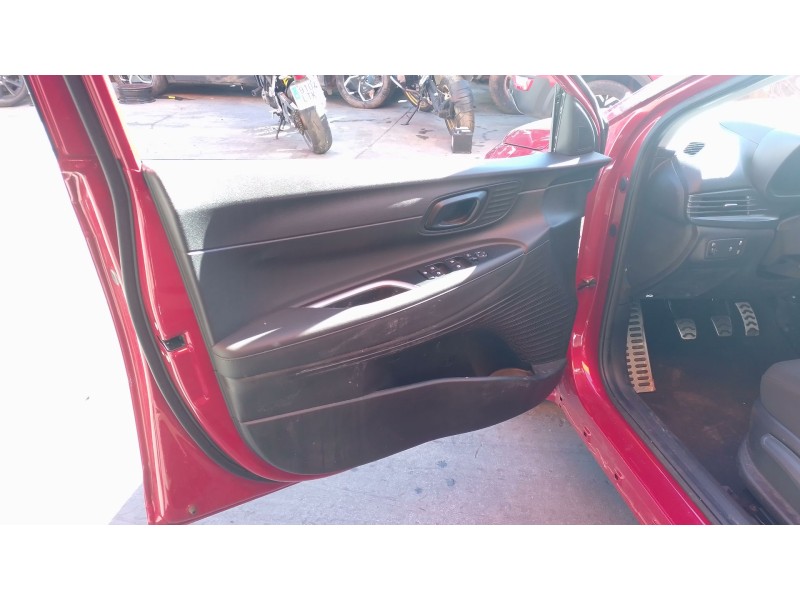 Recambio de elevalunas delantero izquierdo para hyundai bayon 1.2 mpi 79 cv maxx (2024) referencia OEM IAM   