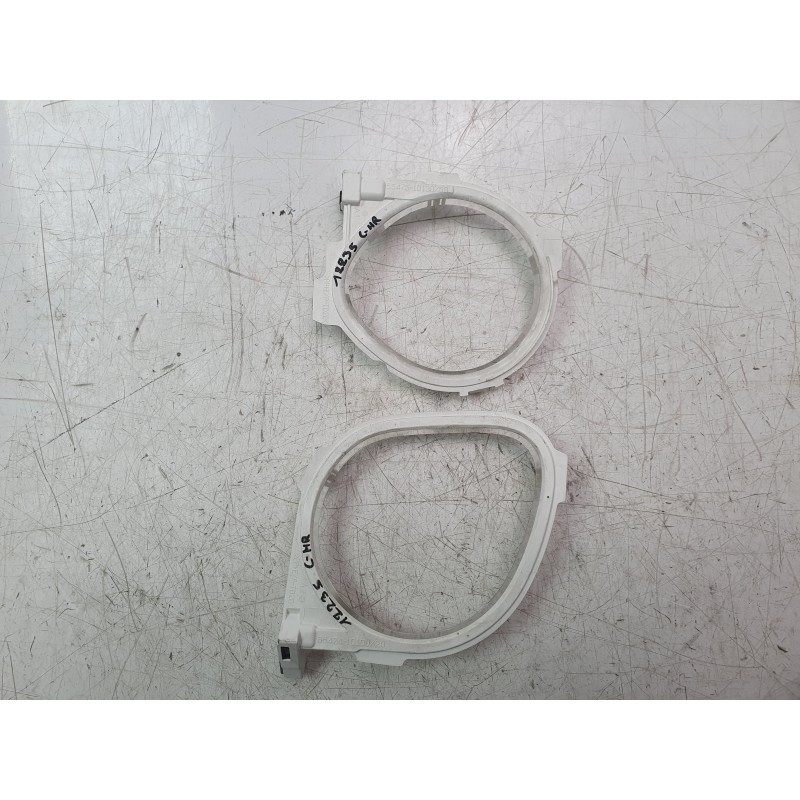 Recambio de moldura para toyota c-hr (_x1_) 1.8 hybrid (zyx10_, zyx11_) referencia OEM IAM 5547410100 5547510130 