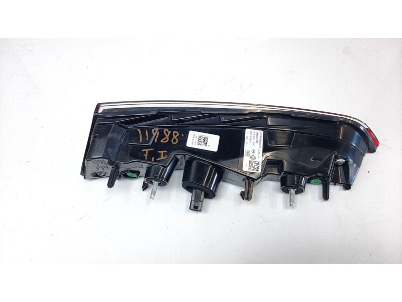 Recambio de piloto trasero izquierdo interior para renault captur ii techno referencia OEM IAM 265553734R  