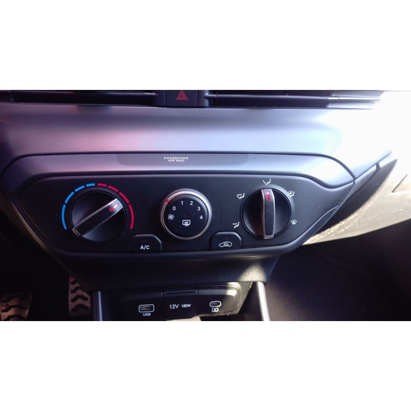 Recambio de mando calefaccion / aire acondicionado para hyundai bayon 1.2 mpi 79 cv maxx (2024) referencia OEM IAM   