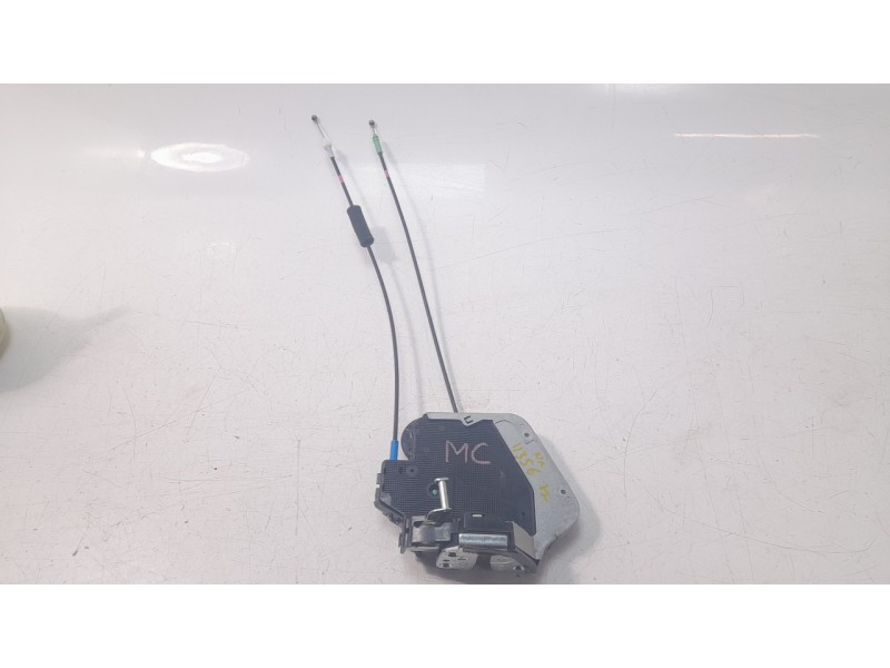 Recambio de cerradura puerta trasera izquierda para lexus nx 2.5 16v cat (híbrido) referencia OEM IAM 6906012410  