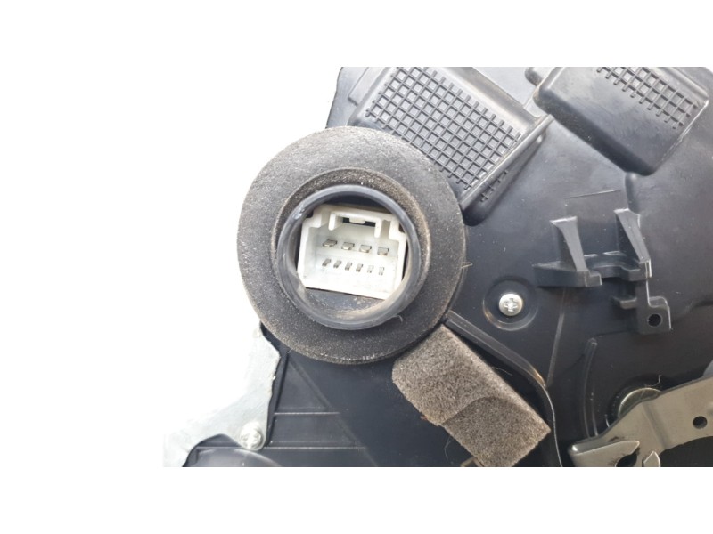 Recambio de cerradura puerta delantera izquierda para lexus nx 2.5 16v cat (híbrido) referencia OEM IAM 6904053100  