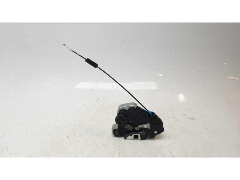 Recambio de cerradura puerta delantera izquierda para lexus nx 2.5 16v cat (híbrido) referencia OEM IAM 6904053100  