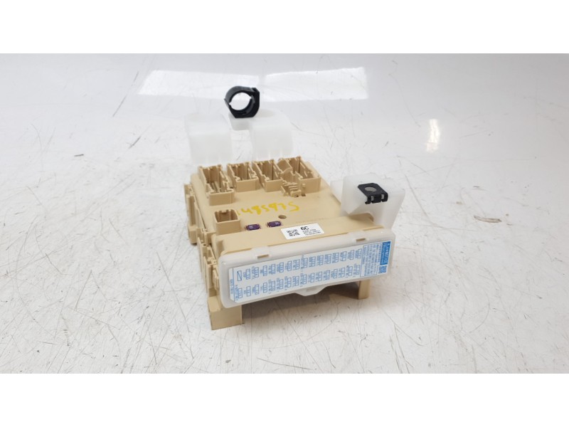 Recambio de caja reles / fusibles para lexus nx 2.5 16v cat (híbrido) referencia OEM IAM 8273078011  