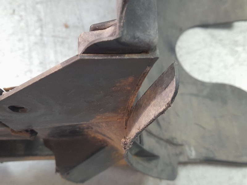 Recambio de paso rueda delantero izquierdo para seat ibiza v (kj1, kjg) 1.0 tsi referencia OEM IAM 6F0805911  