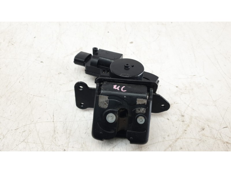 Recambio de cerradura maletero / porton para lexus nx 2.5 16v cat (híbrido) referencia OEM IAM 6935048090  