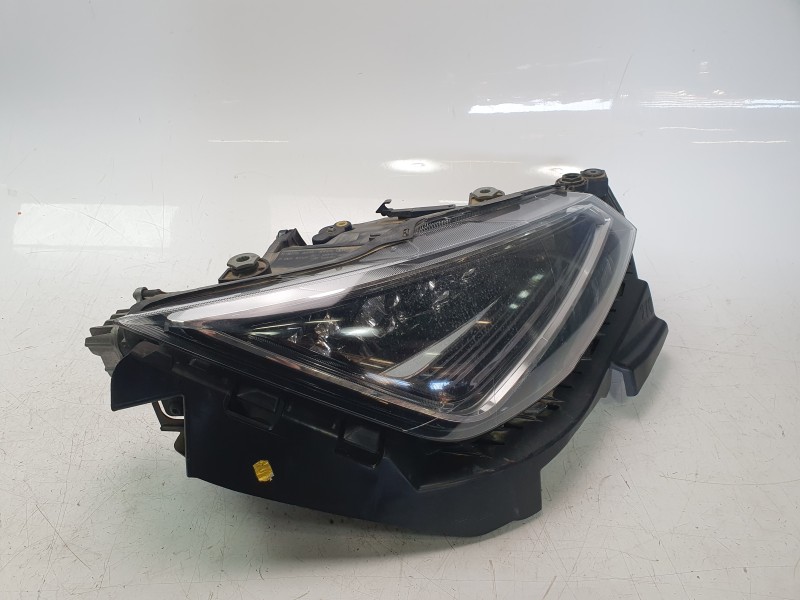 Recambio de faro derecho para seat ibiza v (kj1, kjg) 1.0 tsi referencia OEM IAM 6F1941007C  