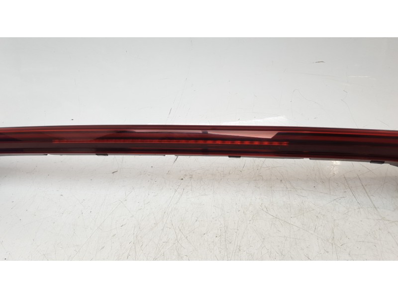 Recambio de piloto trasero central para seat leon sportstourer (kl8, kld) 2.0 tdi referencia OEM IAM 5FE945307D  