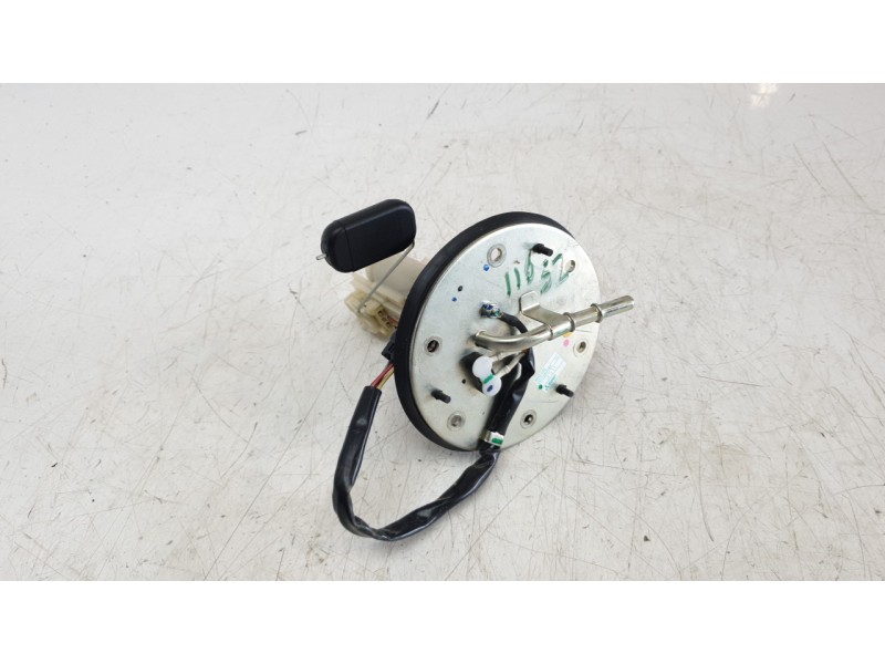 Recambio de bomba combustible para honda cb 650r cb 650r referencia OEM IAM UCT35HU67 MKND52 