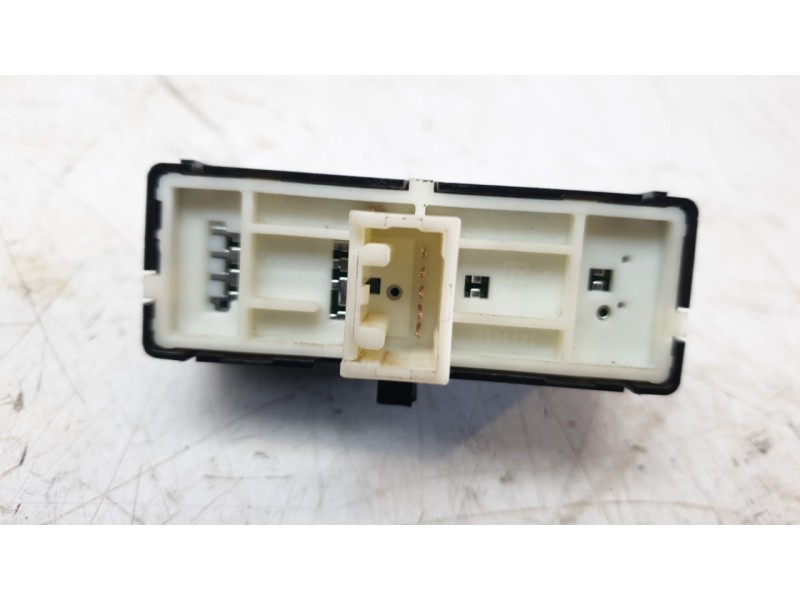 Recambio de mando multifuncion para lexus nx 2.5 16v cat (híbrido) referencia OEM IAM 15D053  